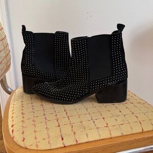 Alice + Olivia Black Studded Chelsea Ankle Boots